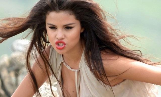 Selena Gomez Download HD Picture